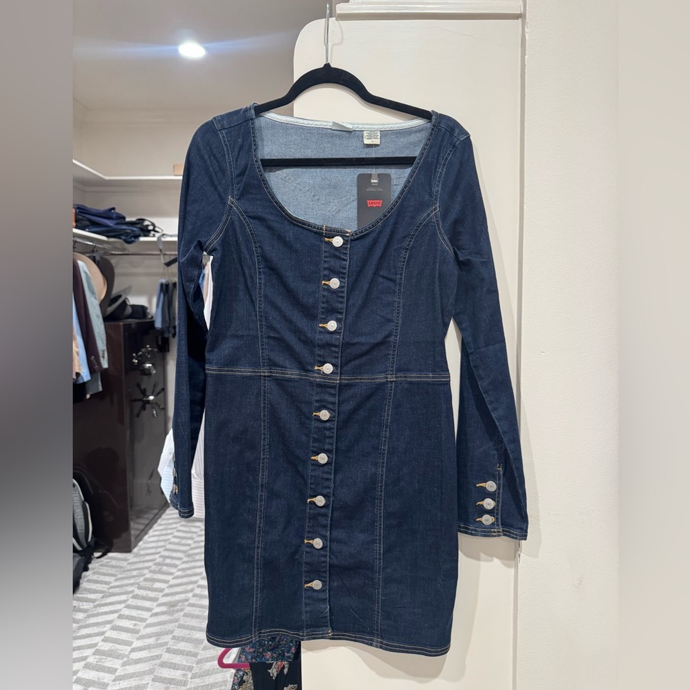 Levi’s Denim Button-Down Dress